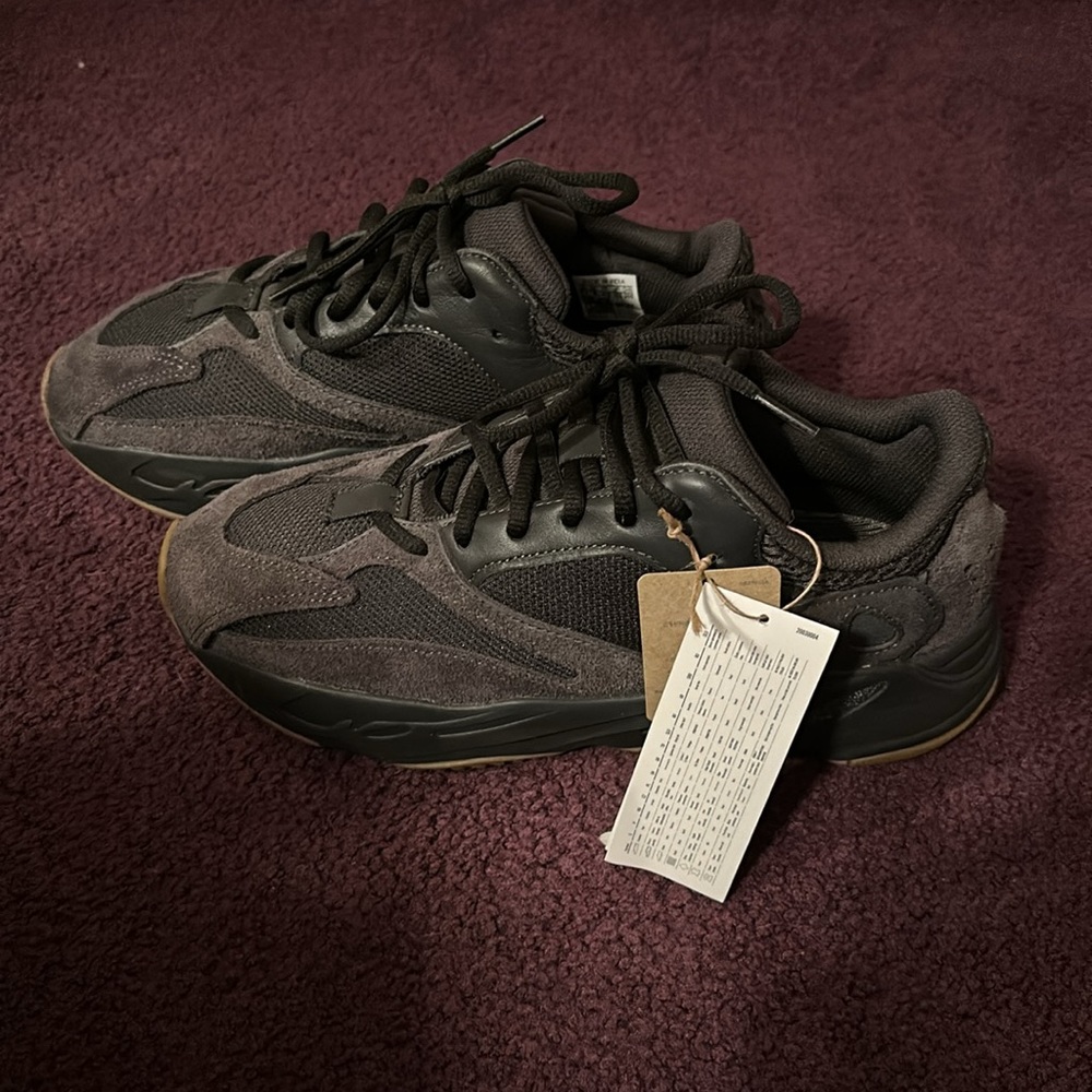 Yeezy Boost 700 “2019”